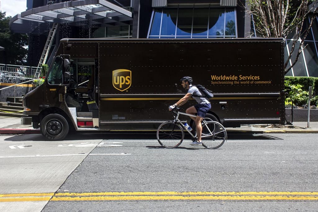 As online retailing booms, new Urban Freight Lab to work with industry, SDOT on delivery challenges