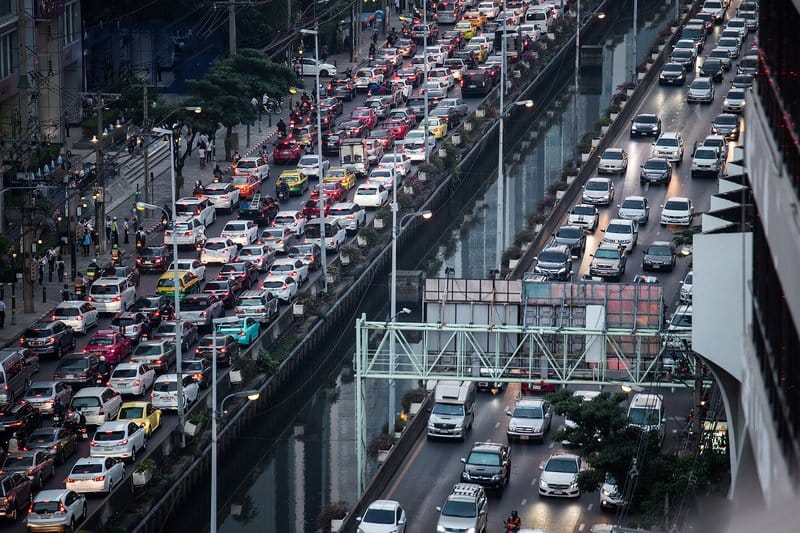 Online Shopping Was Supposed to Keep People Out of Traffic. It Only Made Things Worse